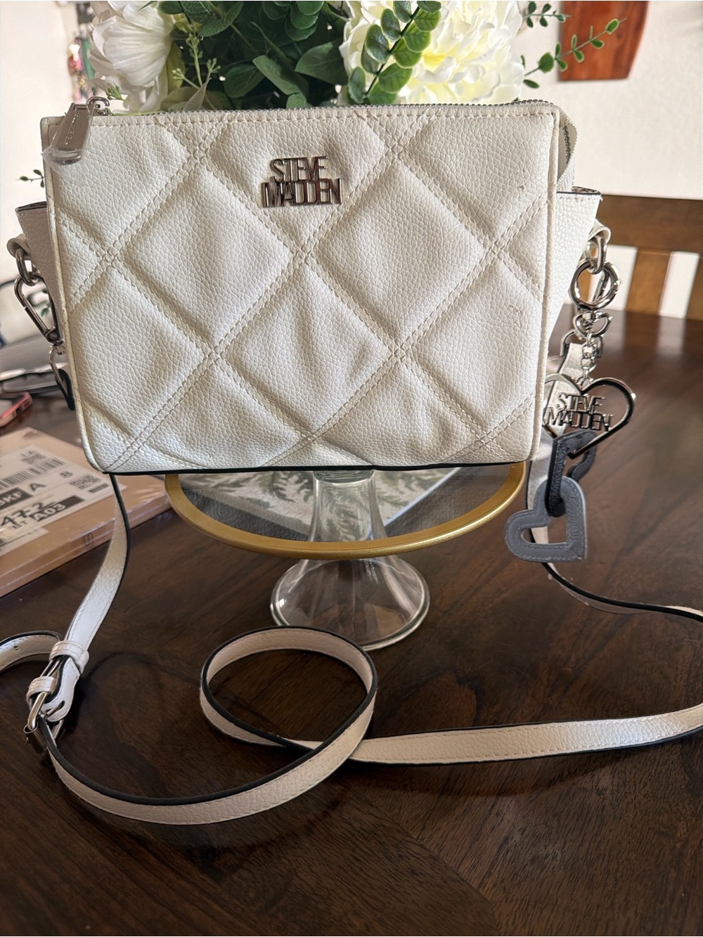 Steve Madden Quilted White Crossbody with Heart Charm in great condition